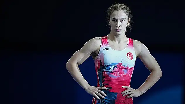 Milli güreşçi Buse Tosun Çavuşoğlu, Paris 2024'te bronz madalya kazandı

