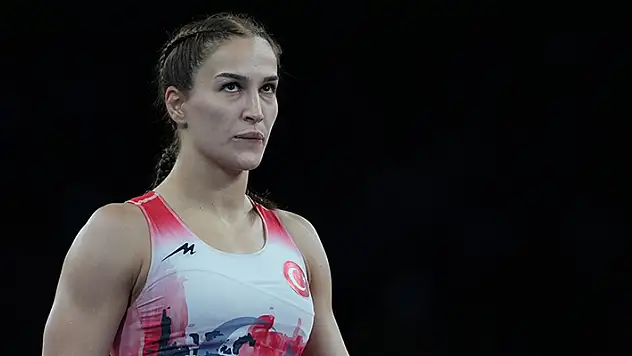 Milli güreşçi Buse Tosun Çavuşoğlu repesajda mücadele edecek
