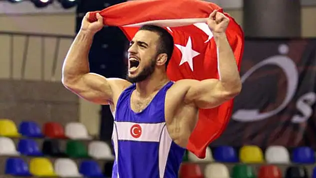 Milli güreşçi Enes Uslu, Avrupa Şampiyonu oldu