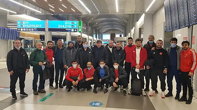 Milli güreşçiler Ukrayna'da