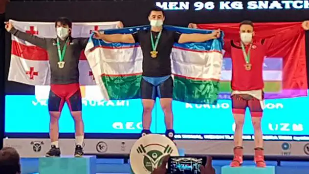 Milli halterci Muhammed Emin Burun bronz madalya kazandı
