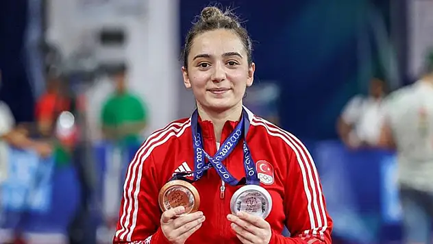 Milli halterci Nuray Güngör Levent'in yeni hedefi İslami Dayanışma Oyunları
