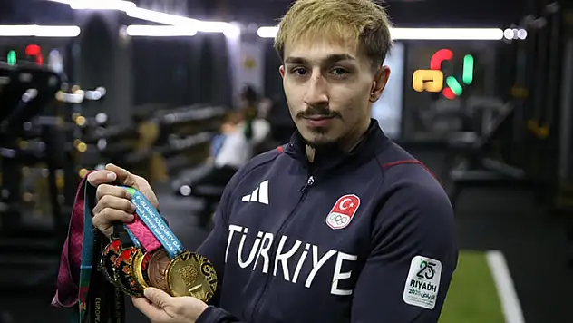 Milli halterci Yusuf Fehmi Genç, yeni sıkletinde ikinci kez Avrupa rekoru peşinde
