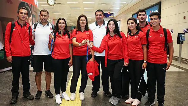 Milli okçular Belek'te kampa girdi