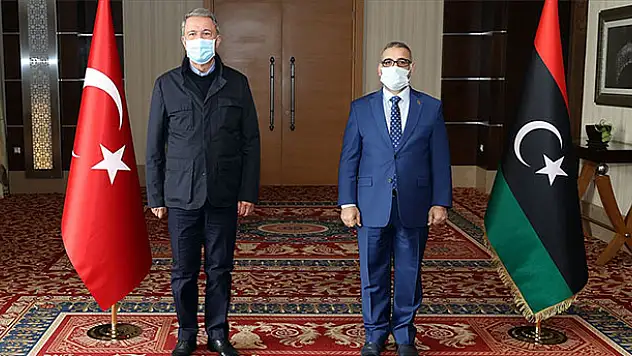 Milli Savunma Bakanı Akar Libya Yüksek Devlet Konseyi Başkanı El Meşri ile görüştü
