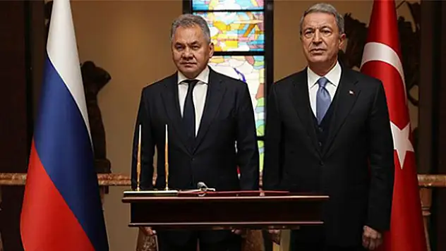 Milli Savunma Bakanı Akar, Rus mevkidaşıyla görüştü