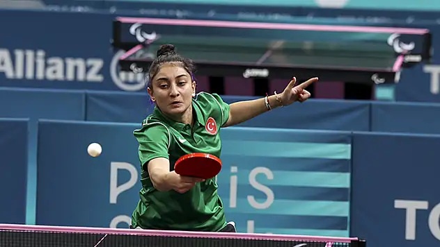 Milli sporcu Ebru Acer, para masa tenisinde bronz madalyanın sahibi oldu
