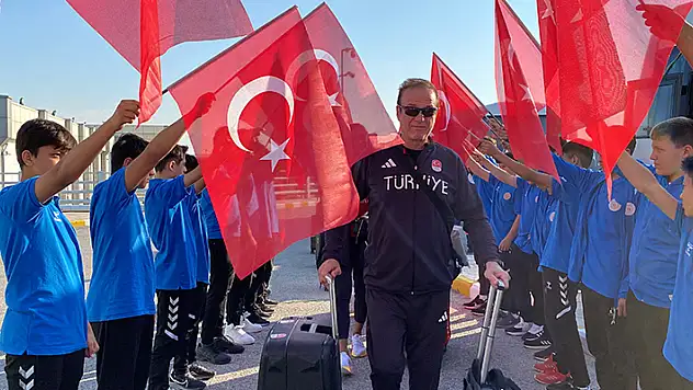 Milli tekvandocular Konya'dan Paris 2024 Olimpiyat Oyunları'na uğurlandı
