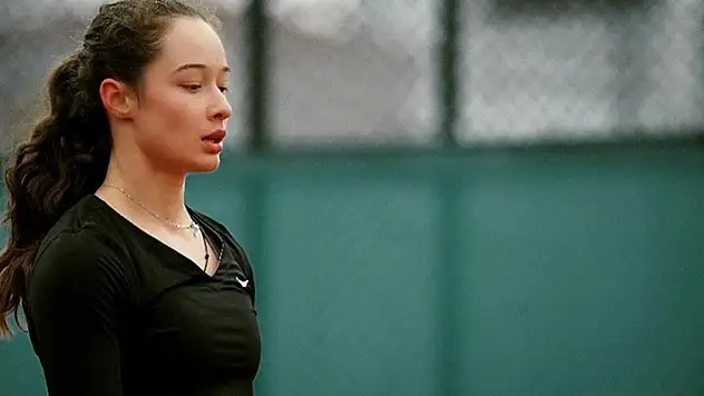 Milli tenisçi Zeynep Sönmez, Bulgaristan'da şampiyon oldu
