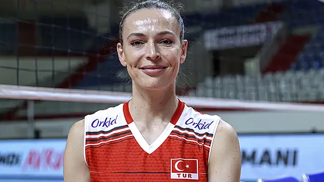 Milli voleybolcu Eda Erdem Dündar, Avrupa Şampiyonası'nda en iyiler arasına girdi
