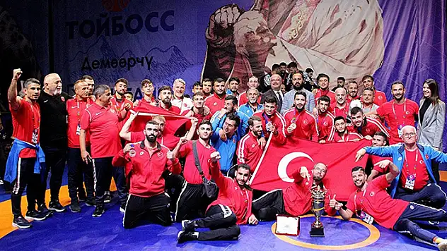 Milliler, İşitme Engelliler Dünya Güreş Şampiyonası'nda 5 madalya kazandı

