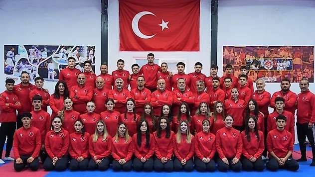 Milliler, Polonya'da madalya avında