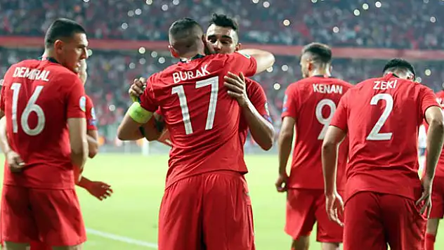 Milliler son dünya şampiyonunu devirdi