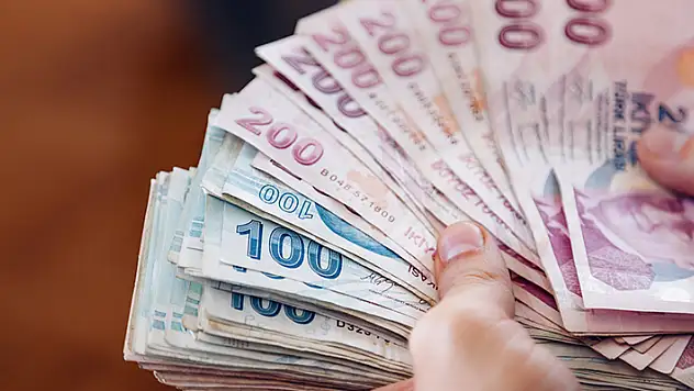 Milyonlarca çalışanı ilgilendiren fazla mesai kararı!
