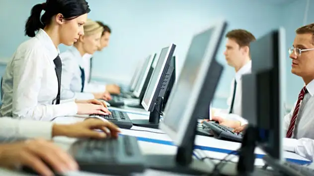 Milyonlarca çalışanı ilgilendiren mesai kararı