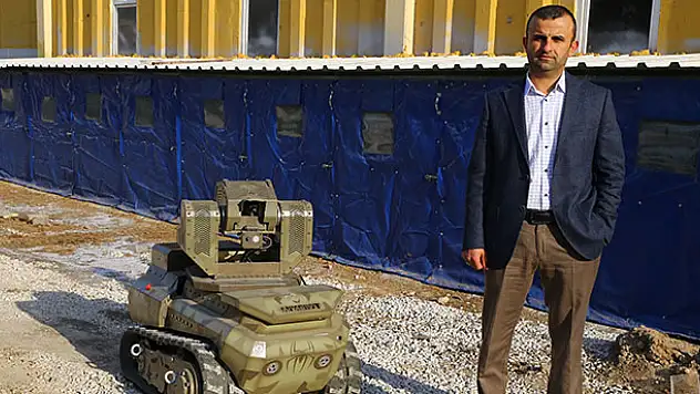 Mini tank 'ANKEBOT' kışla yolu gözlüyor