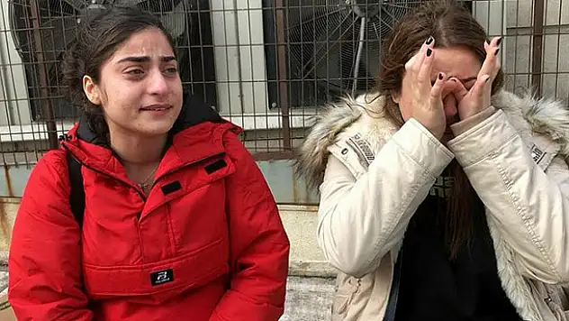 Minibüs sürücüsüne tepki gösterdi, sokak ortasında darp edildi