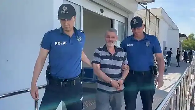 Minibüslerin sistemine 'Canlı bomba' mesajı gönderdi, 'Şaka yaptım' dedi