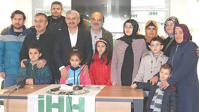 Minik öğrencilerinden Halepli mültecilere yardım eli