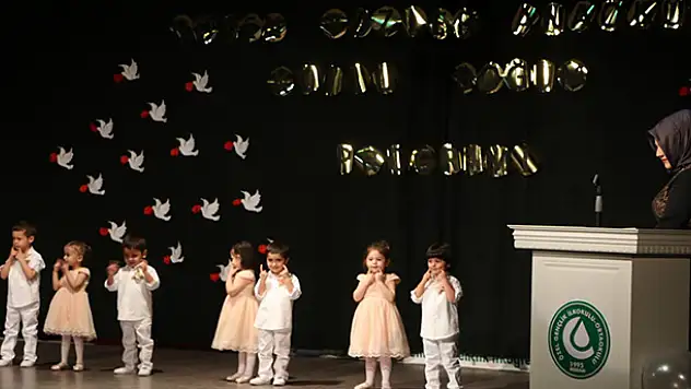 Miniklerden anlamlı etkinlik