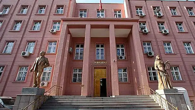 MİT'e ait tırların durdurulması davasında gizlilik kararı alındı