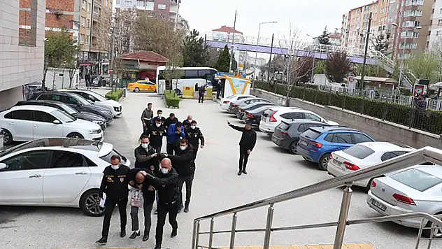 MİT ve devlet görevlisi yalanı ile dolandırıcılığa 150 yıl hapis istendi

