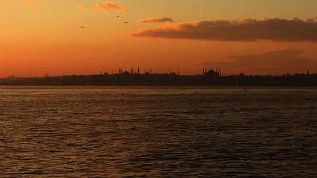 Moğolistanlı sevgililer Boğaz'da boğuldu