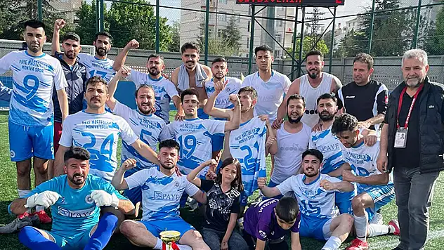 Monivaspor ve Bozkır  Süper Grup'a yükseldi