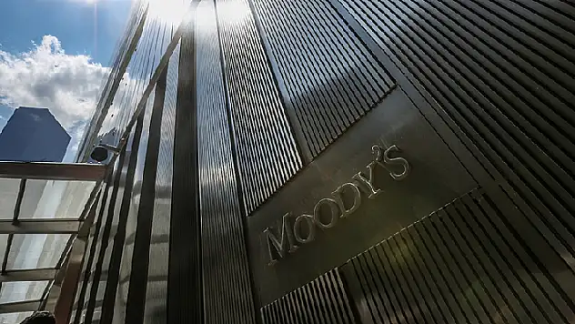 Moody's Rusya'nın kredi notunu bir kez daha düşürdü
