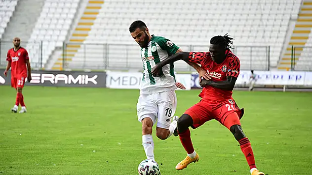 Moralsiz Konyaspor Beşiktaş virajında