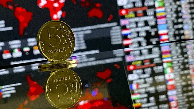 Moskova Borsası, ABD'nin yeni Rusya yaptırımlarının ardından düşüşle açıldı