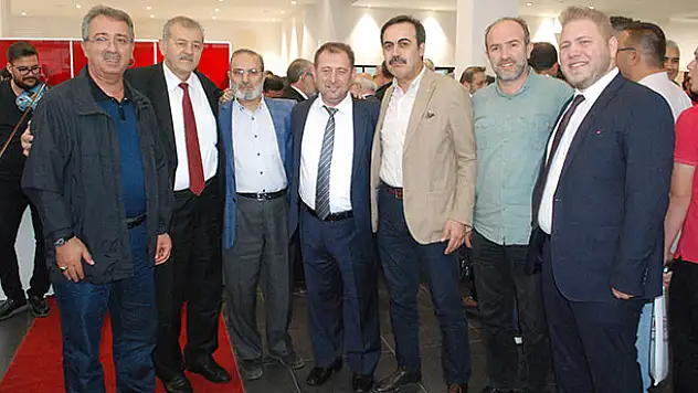 Motorcu Otomotiv KİA açıldı