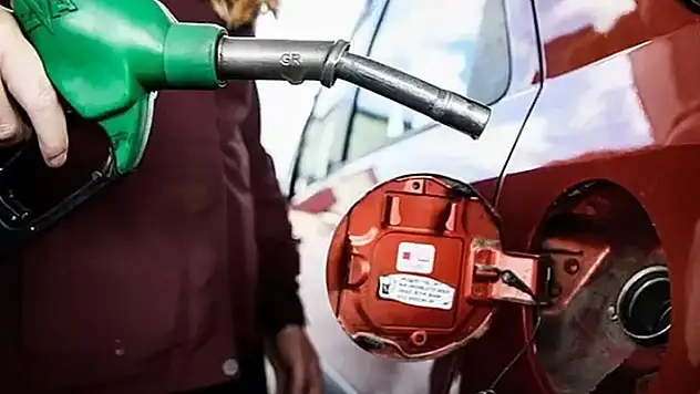 Motorin fiyatlarına dev zam
