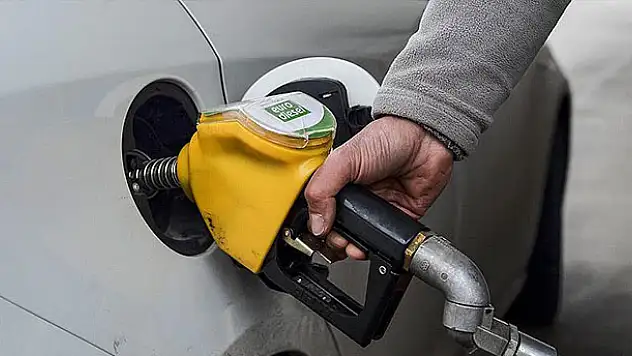 Motorinde 7 kuruşluk fiyat artışı