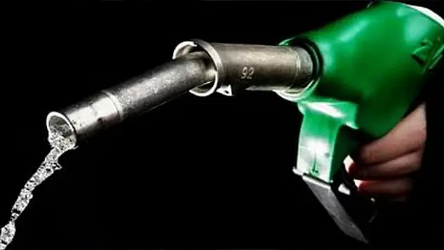 Motorine dün indirim geldi bugün zam!
