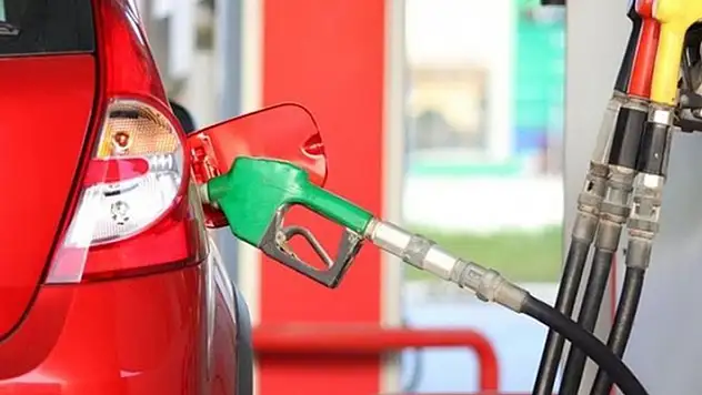 Motorine indirim! Bu gece yarısı pompaya yansıyacak!
