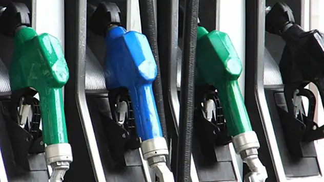 Motorine indirim LPG'ye zam geliyor