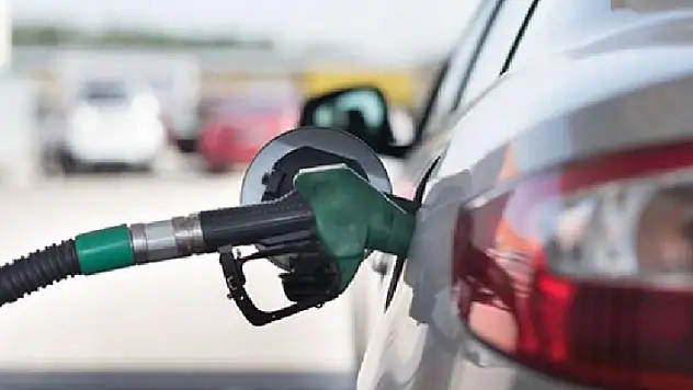 Motorine yeniden zam geliyor: 14 TL'yi de aşacak
