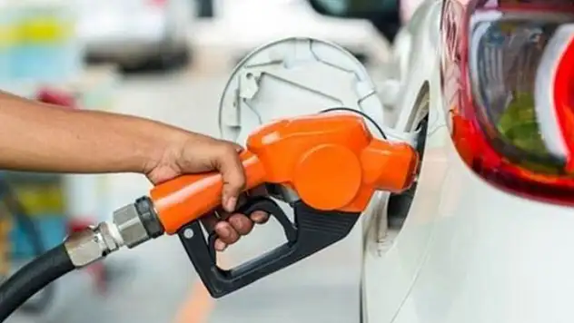 Motorine zam geliyor! Bu gece pompaya yansıyacak
