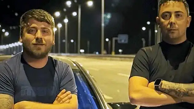 Motosiklet ağaca çarptı: İki kardeş hayatını kaybetti