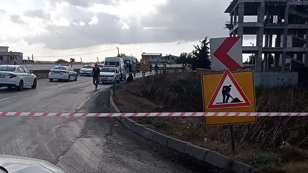 Motosikletiyle otobüsün altında kalan astsubay hayatını kaybetti
