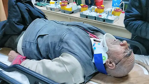 Motosikletiyle şarampole devrildi