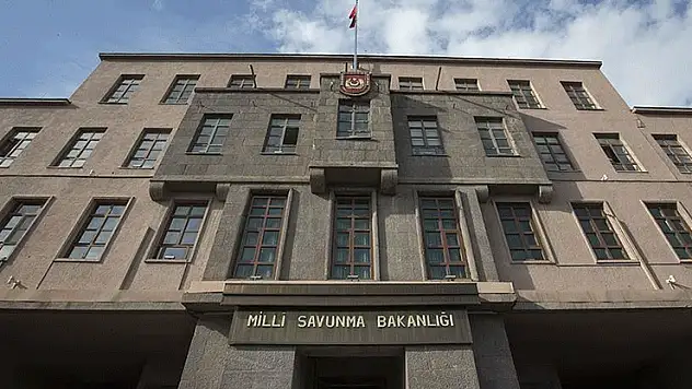 MSB: Hudutlarda 5'i terör örgütü mensubu olmak üzere 188 şahıs yakalanmıştır