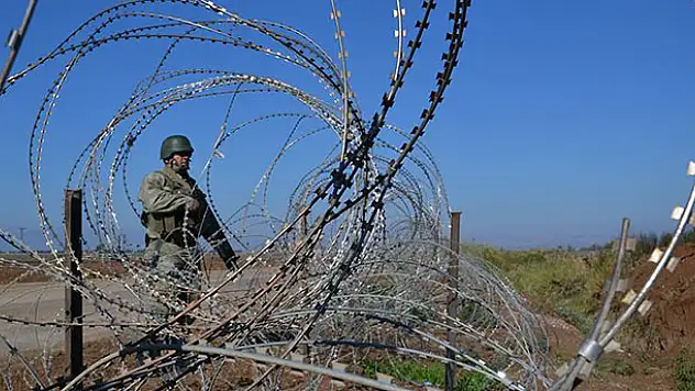 MSB: PKK/YPG'li 3 terörist teslim oldu