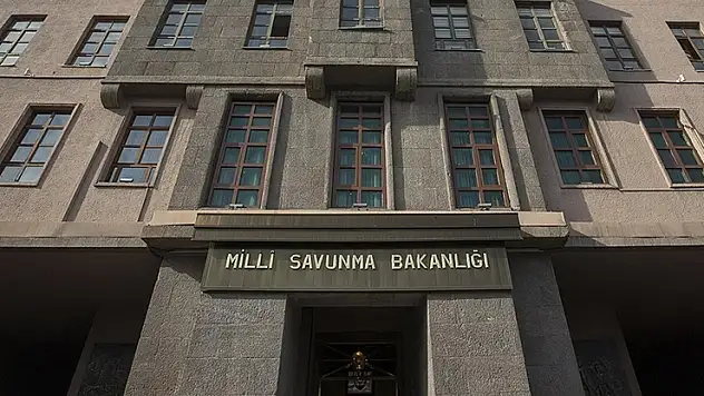 MSB: Türkiye'nin milli güvenliğine tehlike oluşturabilecek her türlü riske karşı önlemlerin alınmasına devam edilecek