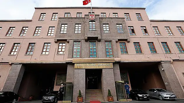 MSB'den Konya'daki kazada şehit olan askerler için taziye mesajı
