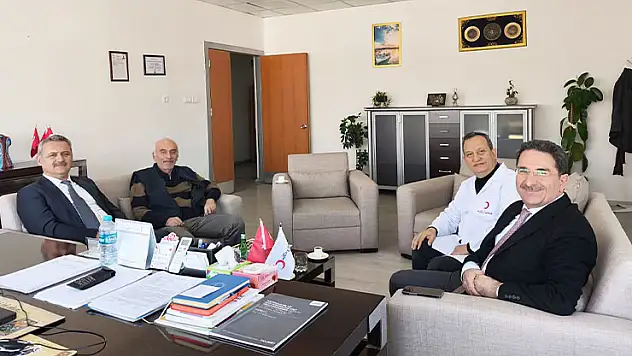 Müdür Yavuz'dan Kızılay Hastanesine ziyaret
