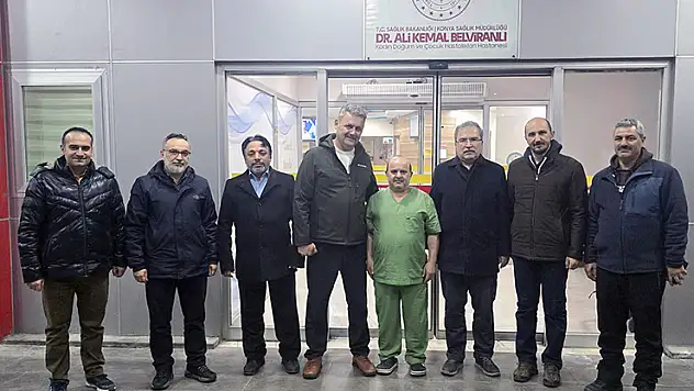 Müdür Yavuz'dan sağlık çalışanlarına sahur ziyareti