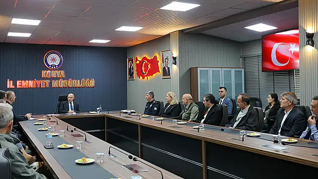 Müdür Yüksek'ten vefa buluşması