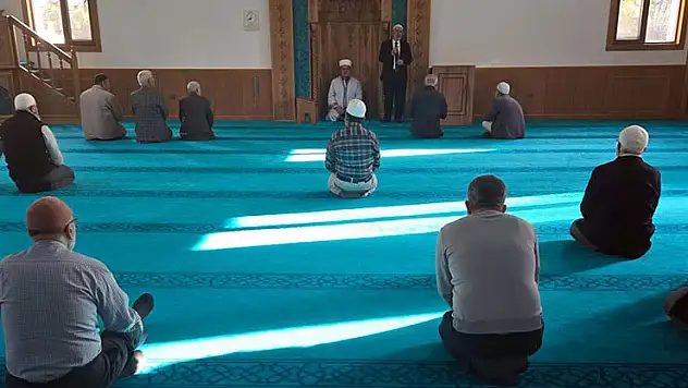 Müftü Taş, cemaatle buluştu